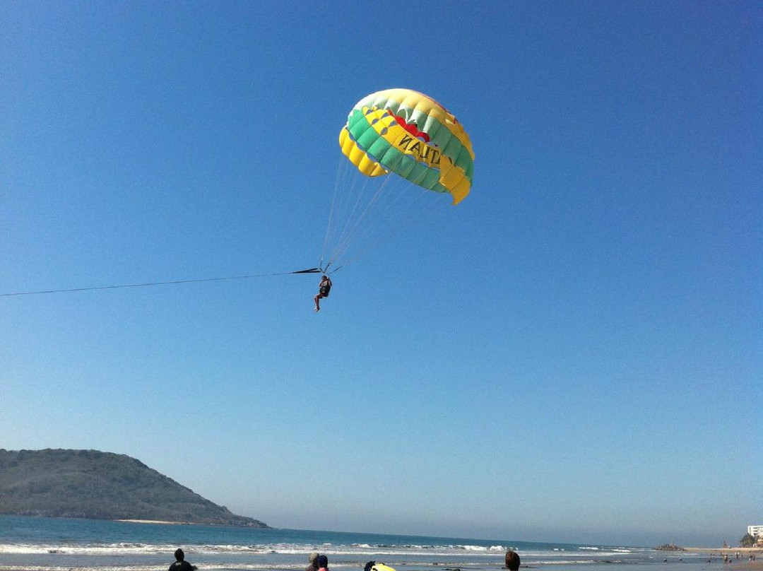 Pacifico Parasailing-马萨特兰必去景点