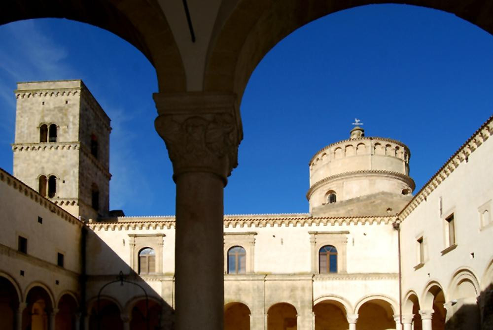 Montescaglioso旅游景点-Abbazia Benedettina di San Michele Arcangelo