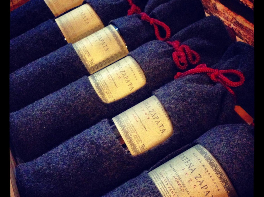 La Charbonnade-卡内拉必去景点