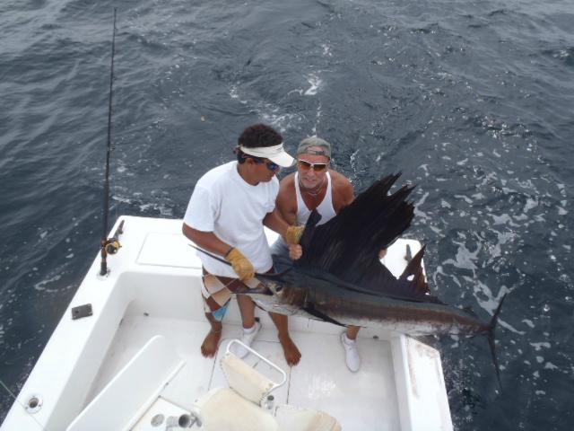 Las Brisas Fishing Charters景点图片