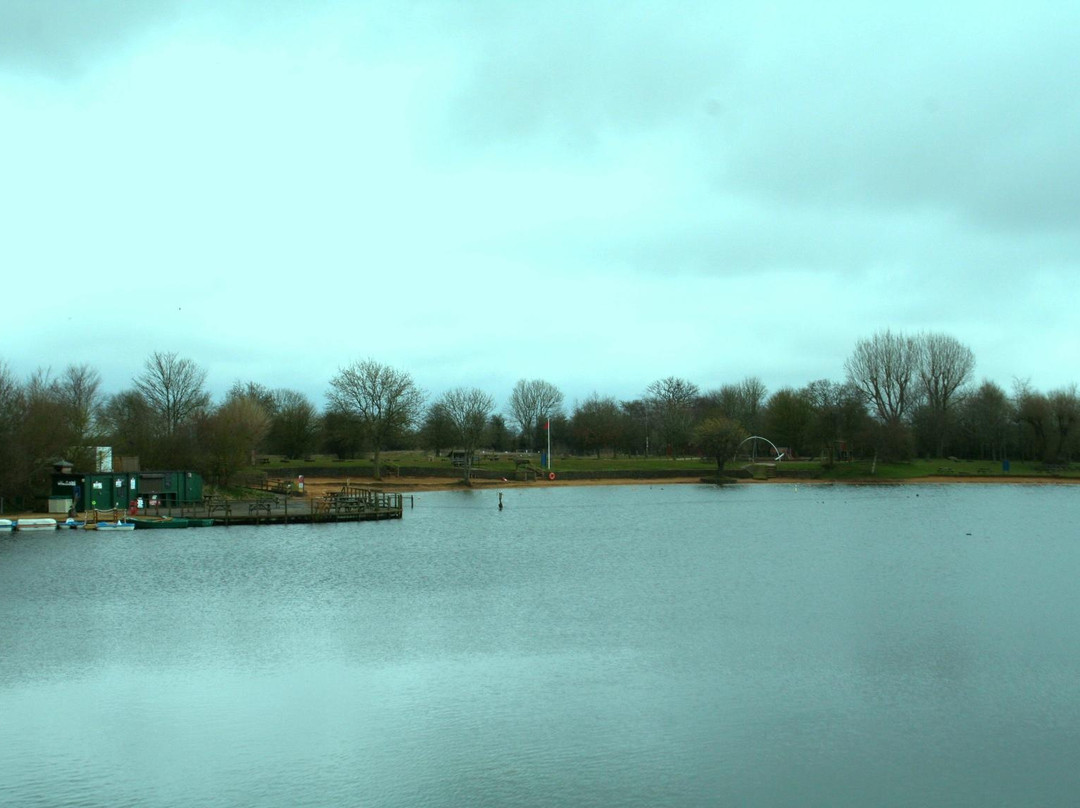 Cotswold Country Park & Beach景点图片