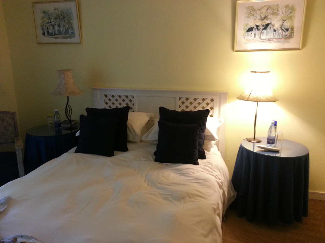 Riebeek Kasteel酒店住宿-Red Tin Roof