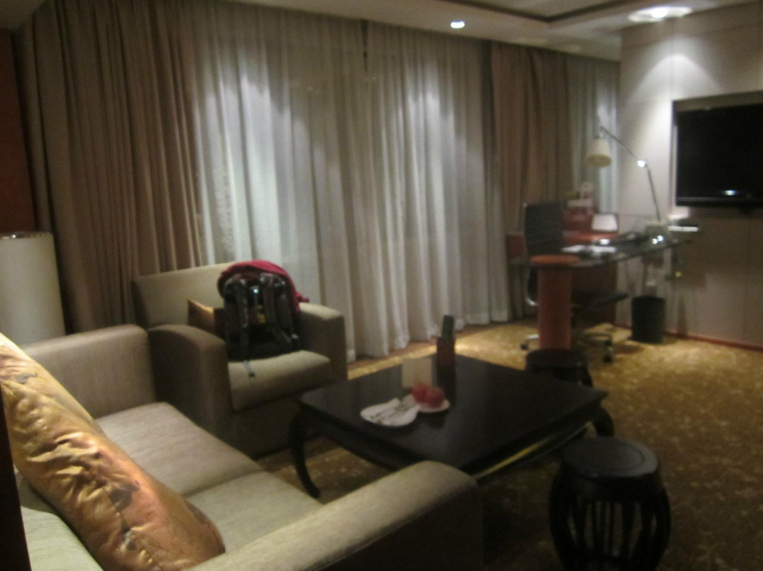 金来大酒店主图