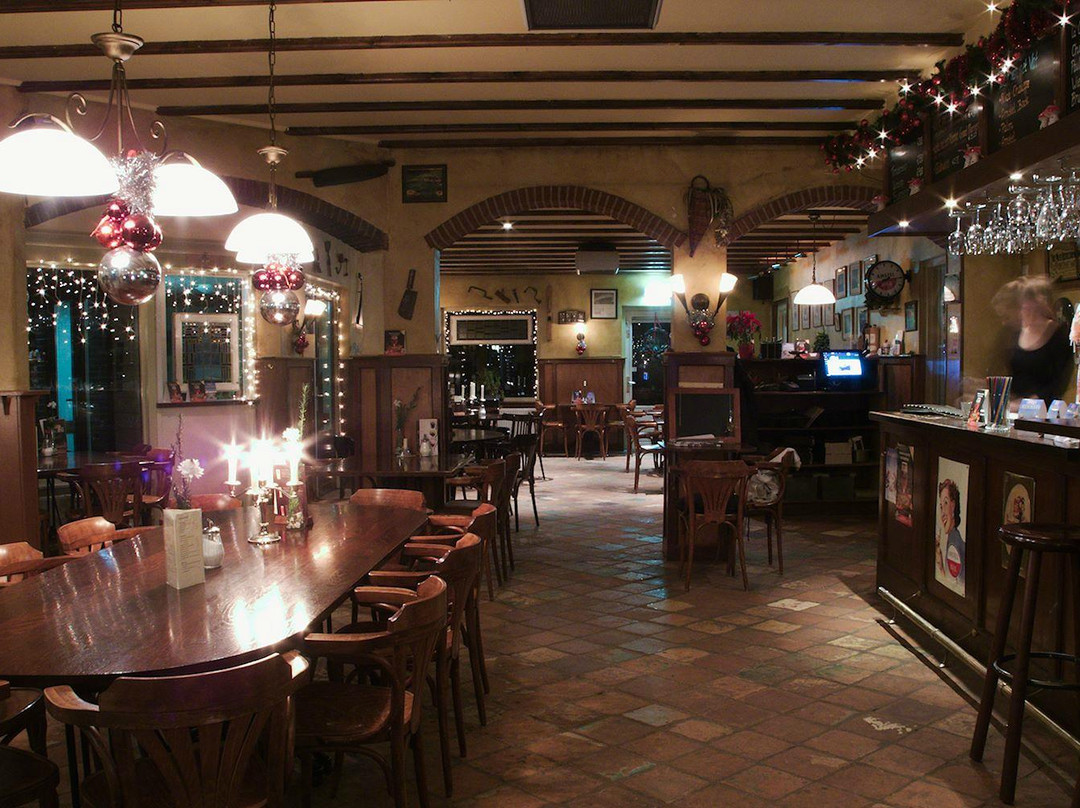 Hollandsche Rading餐馆和美食-Restaurant De Paddestoel