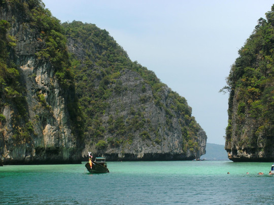 普吉岛浮潜之旅（Offspray Leisure游船观光公司）-查龙必去景点