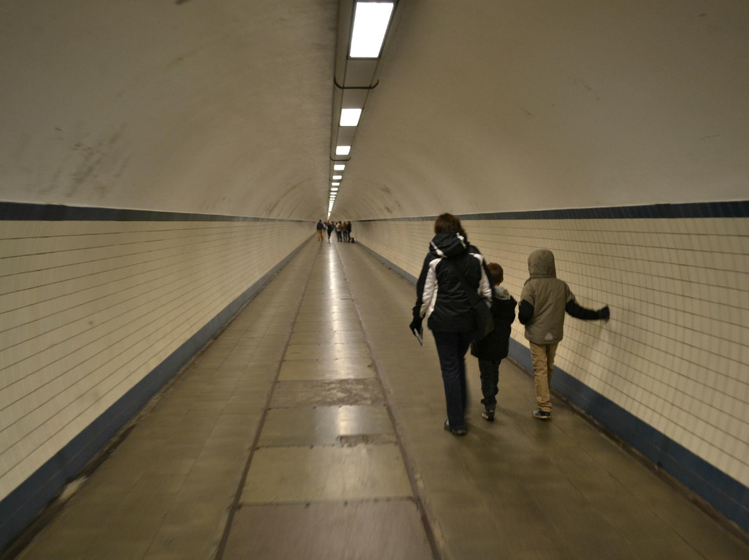 St. Anna's Tunnel / Pedestrians' Tunnel-安特卫普必去景点