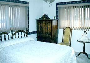 Knoll's Country Inn主图