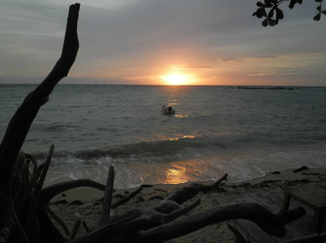 Haad Chao Phao Beach景点图片
