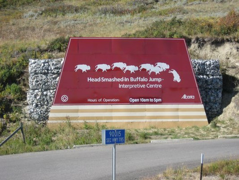 野牛碎头崖-麦克劳德堡必去景点