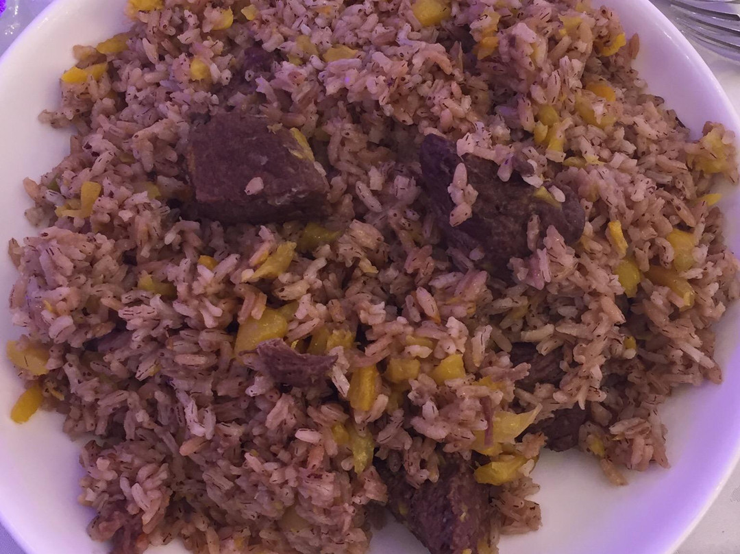 Novopokrovka餐馆和美食-Altyn Kazyna