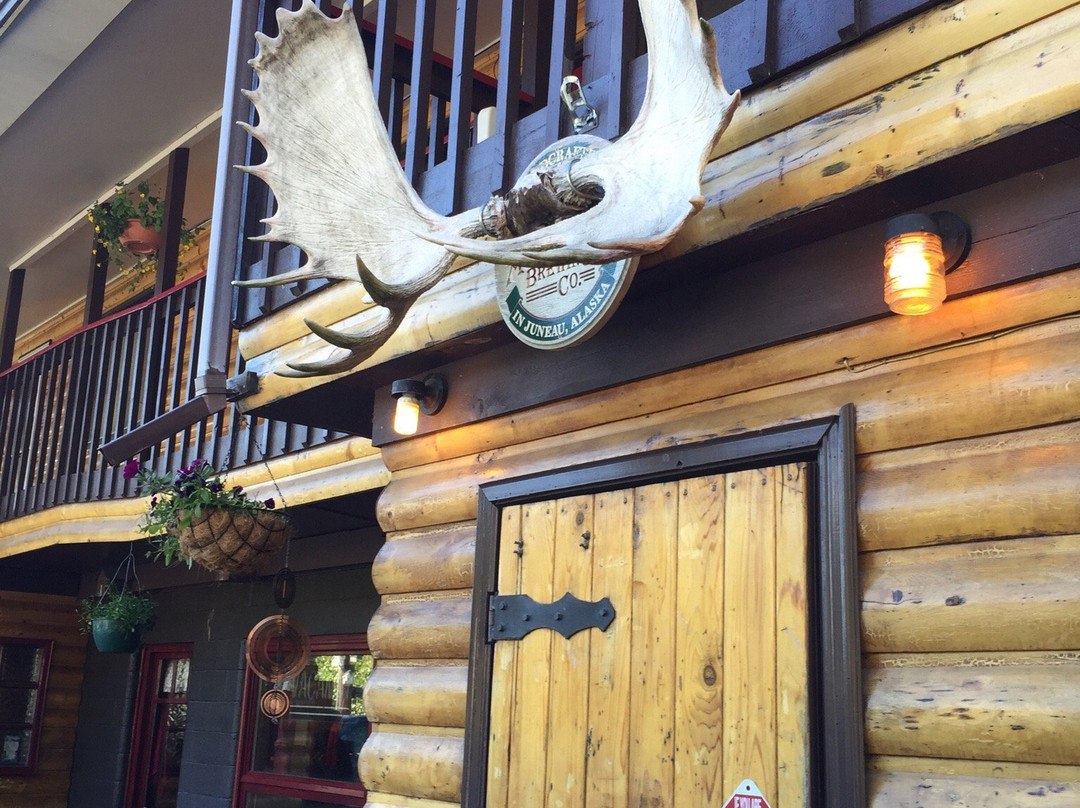 穆斯帕斯餐馆和美食-Trail Lake Lodge Restaurant