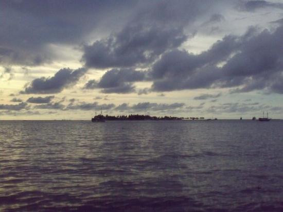 Losari Beach景点图片