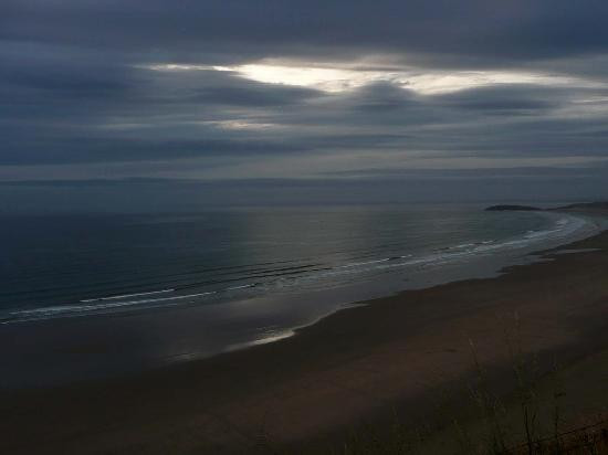 Llangennith Beach景点图片