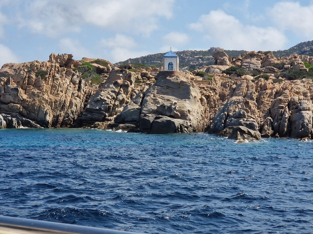 Motonave Marinella IV-拉马达莱娜必去景点