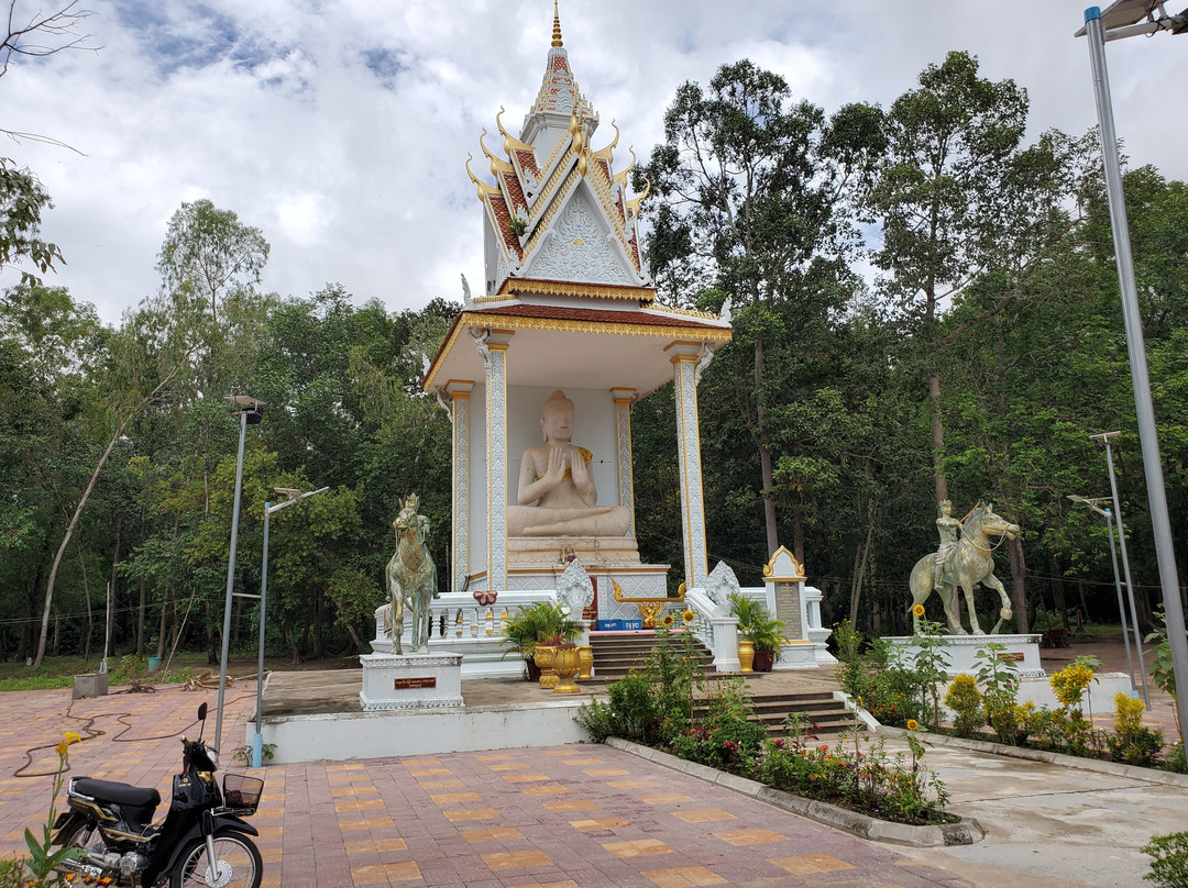 Basak Temple Ruins-Svay Rieng必去景点