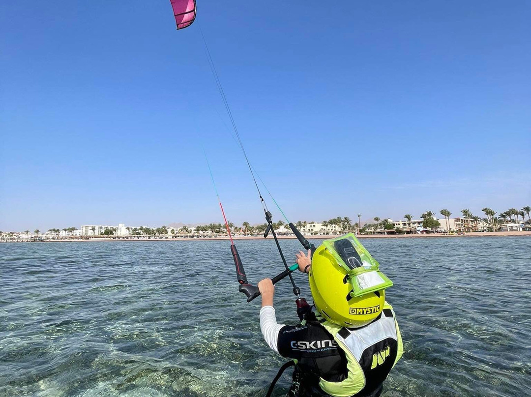 Candy Kites School-纳布克湾必去景点