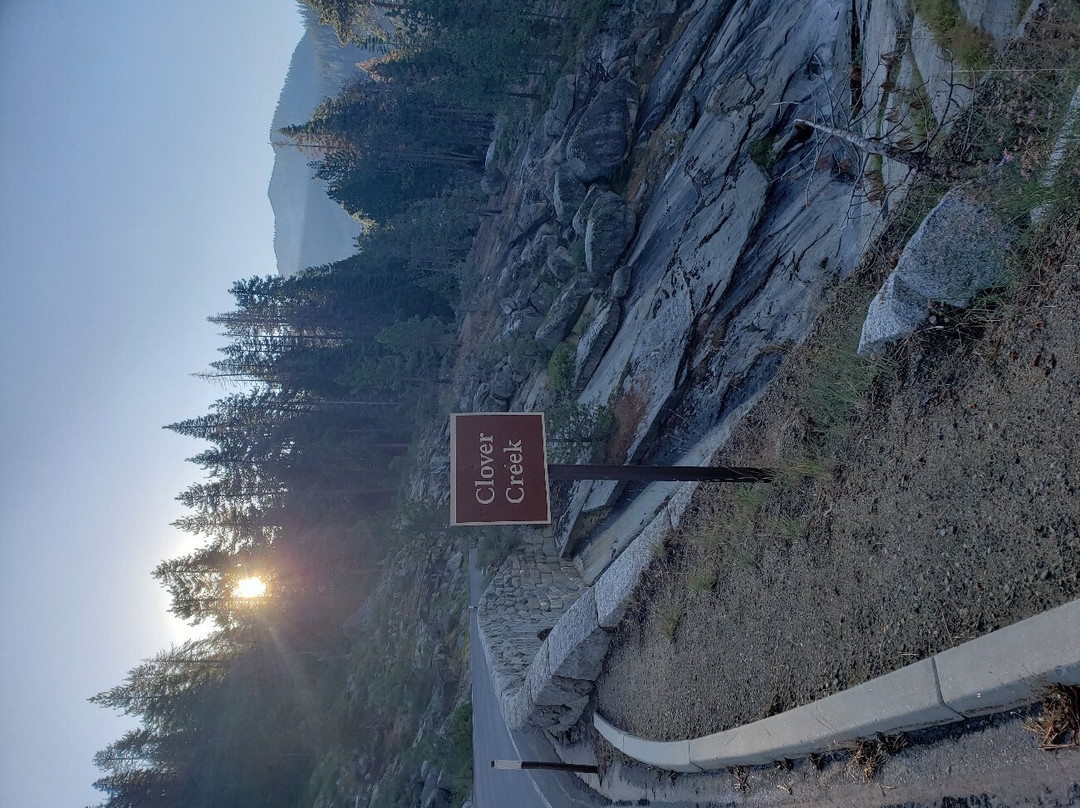 Clover Creek Bridge-红杉&国王峡谷国家公园必去景点
