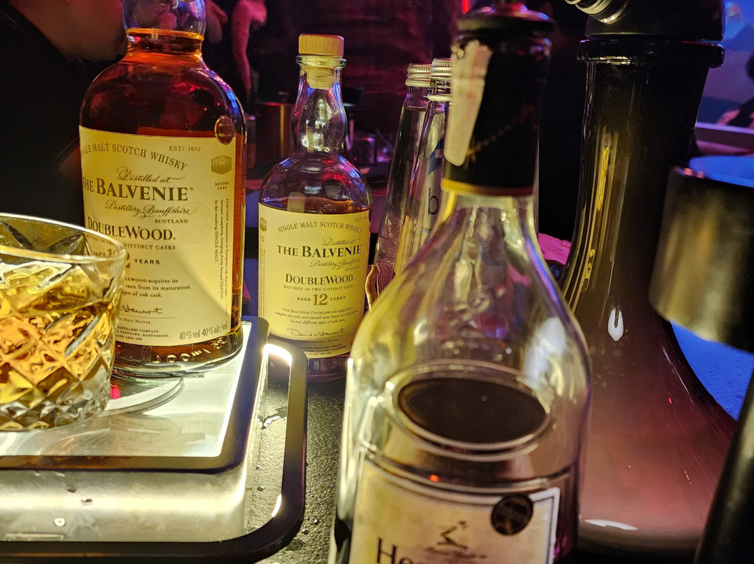 Black Owl - Kelapa Gading