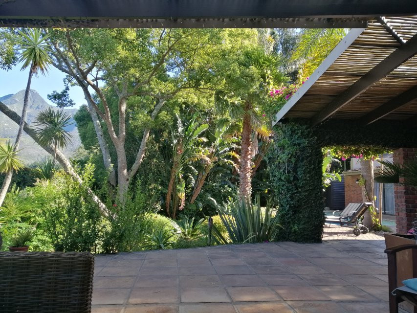 Aziza Guest House主图