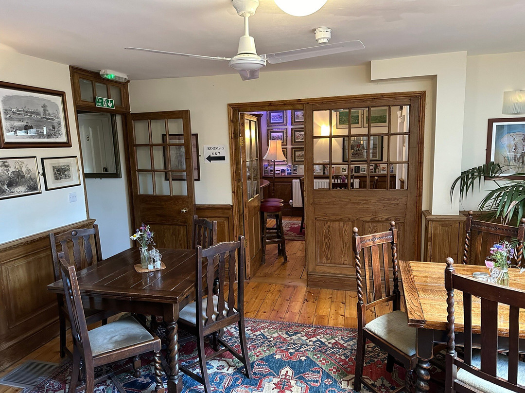 The Black Horse Inn主图