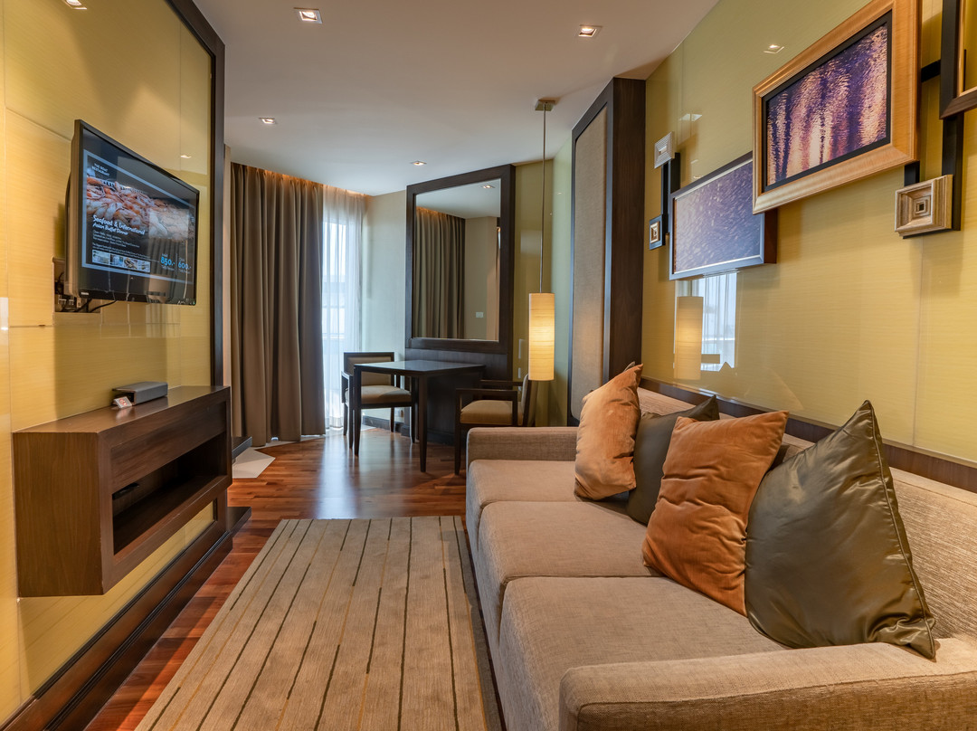 芭提雅爱湾海滩度假村主图