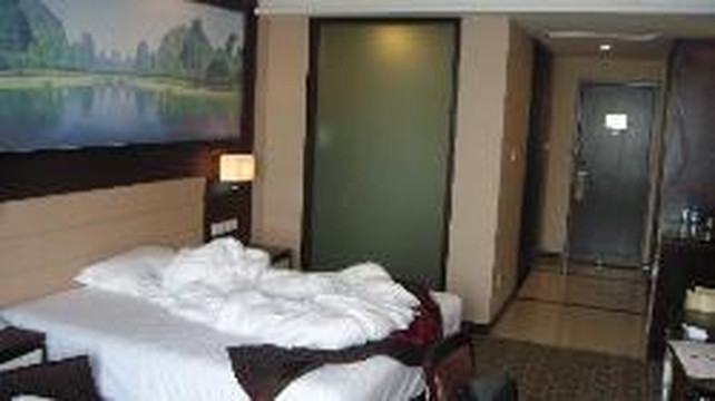 城市新贵酒店主图