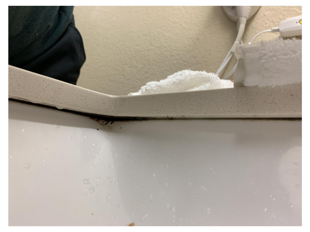 舒适套房索格拉斯酒店主图