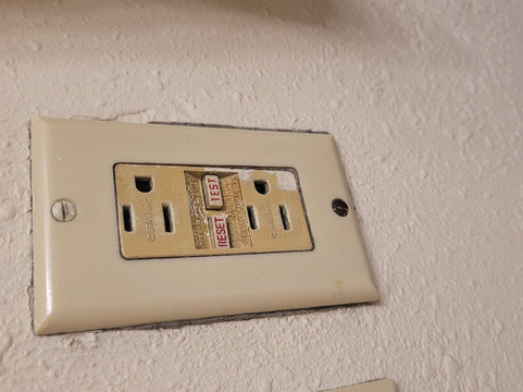 贝斯特韦斯特优质普拉斯亚德金谷套房酒店主图