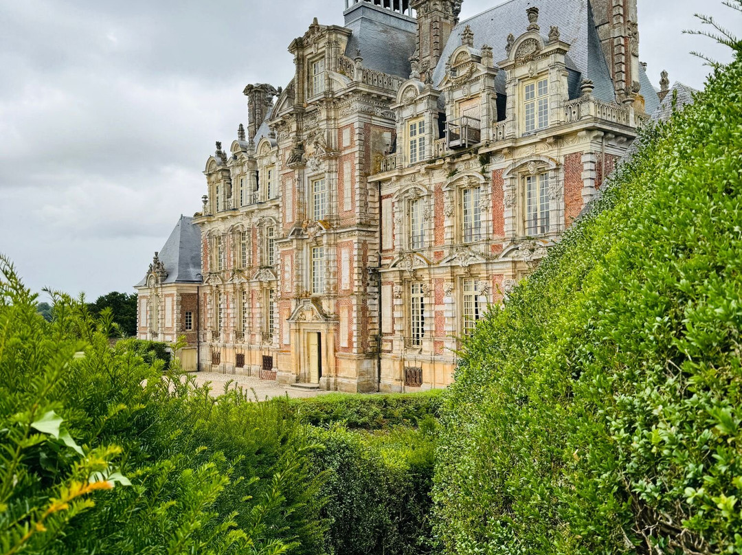 Chateau de Beaumesnil景点图片