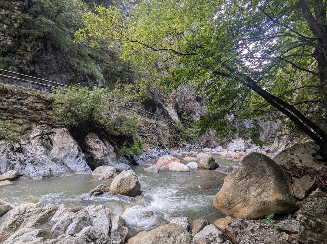 Dovzan Gorge-特尔日奇必去景点