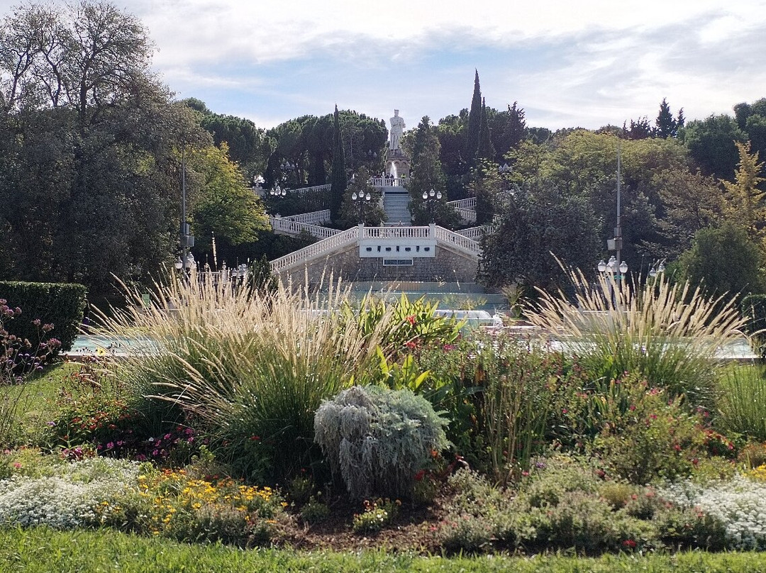 Parque Grande, Jose Antonio Labordeta景点图片