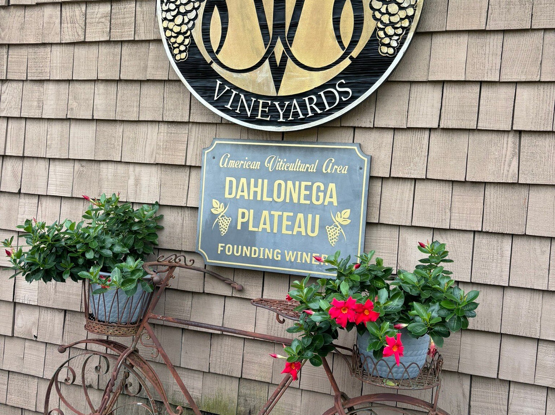 Wolf Mountain Vineyards & Winery-达洛尼加必去景点