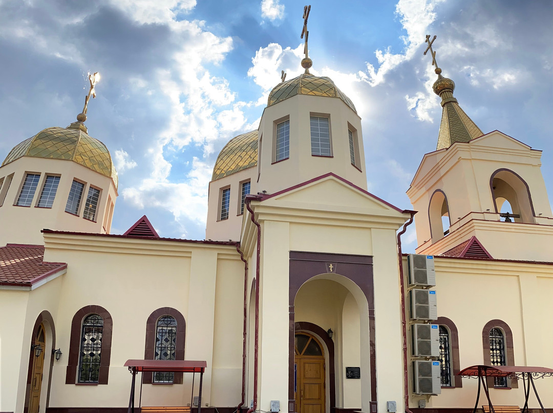 Church of Archangel Michael景点图片