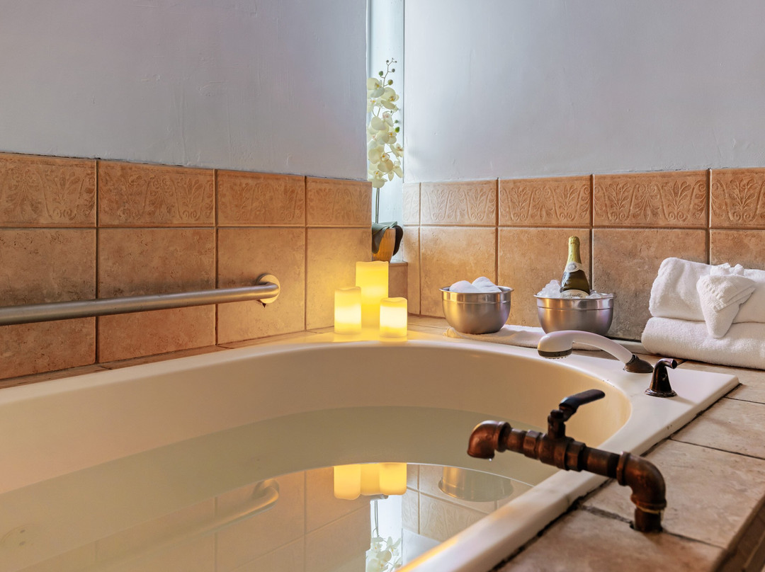 Yampah Spa And Vapor Caves-格伦伍德温泉必去景点