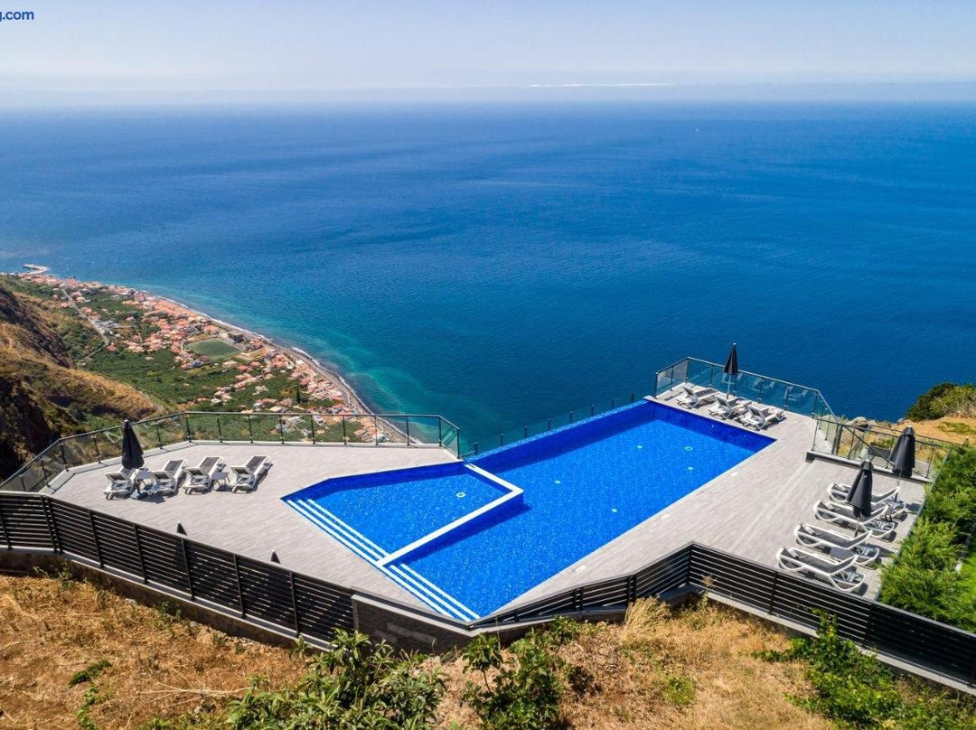 Sunset Cliff Villas by Ourmadeira