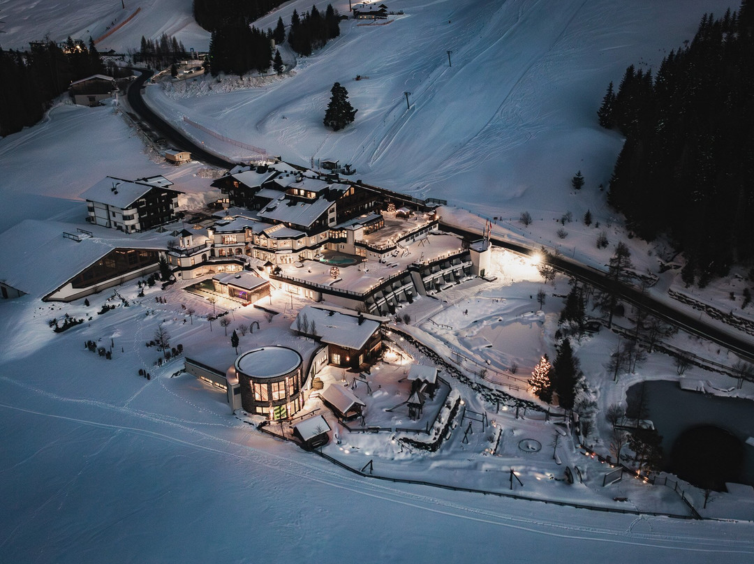 乌格瑟尼酒店主图