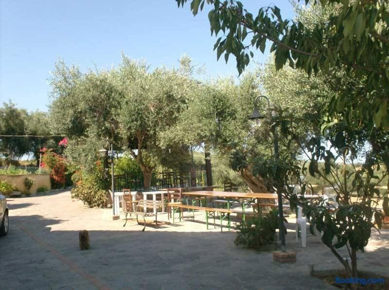 Loceri酒店住宿-Agriturismo Ogliastra