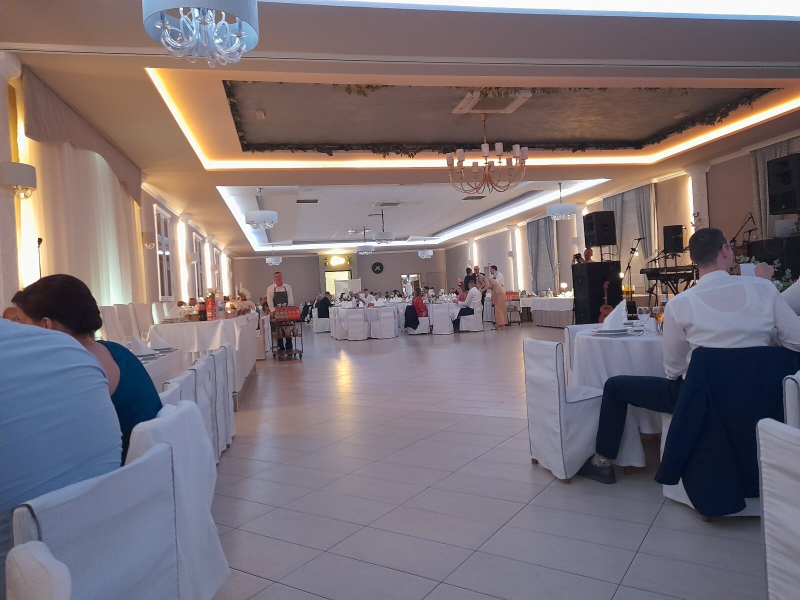 Hotel Đakovo-官方