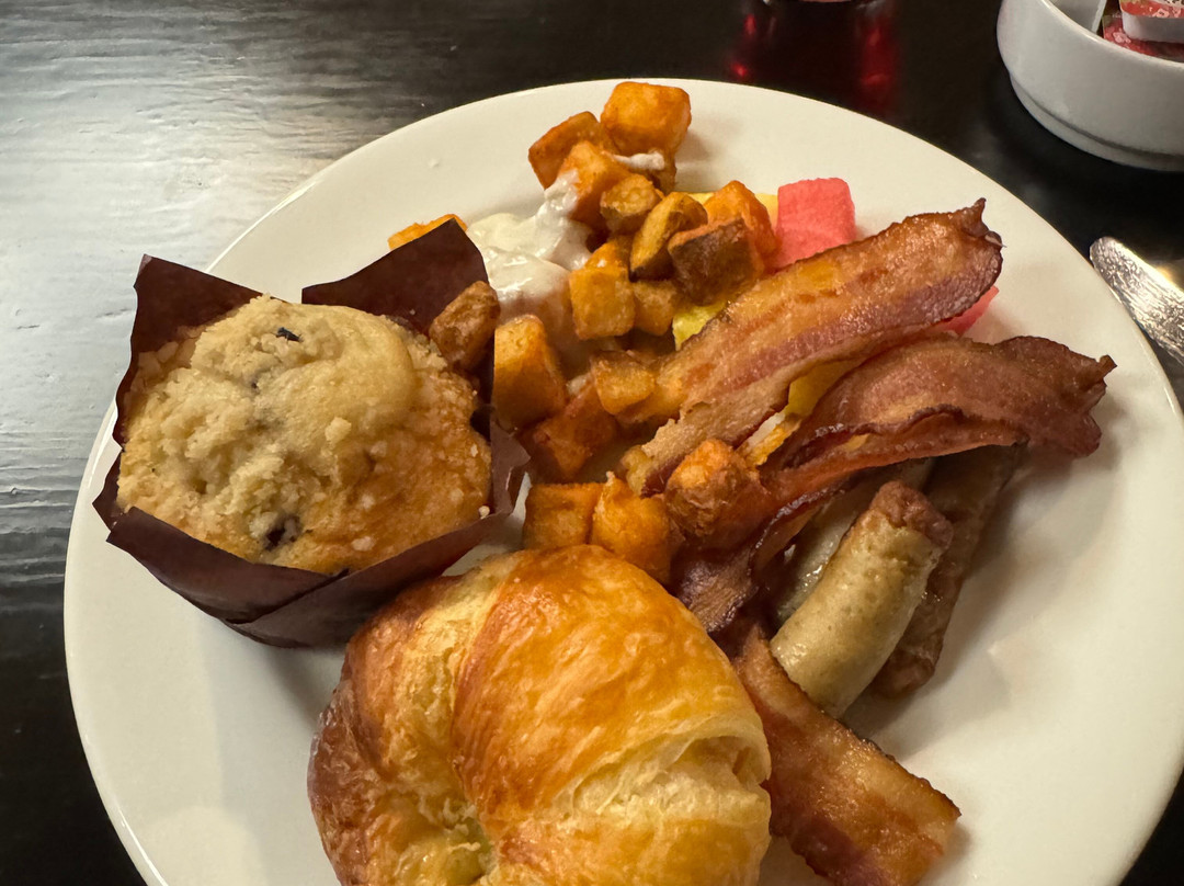 Doubletree By Hilton Lafayette East主图