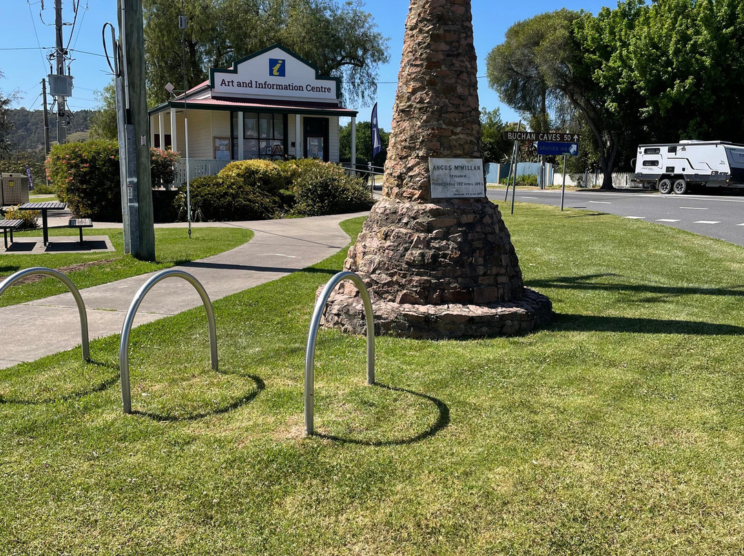 Angus Mcmillan Cairn