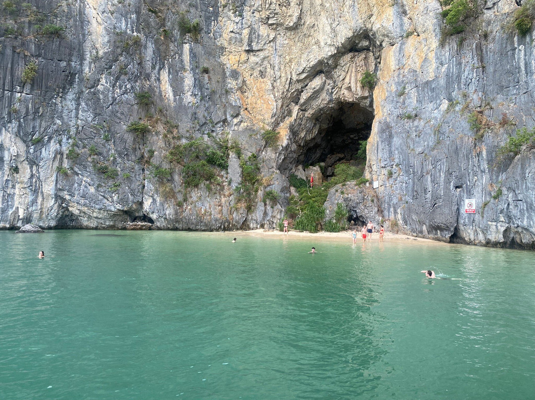 Ethnic Voyage Vietnam-下龙湾必去景点