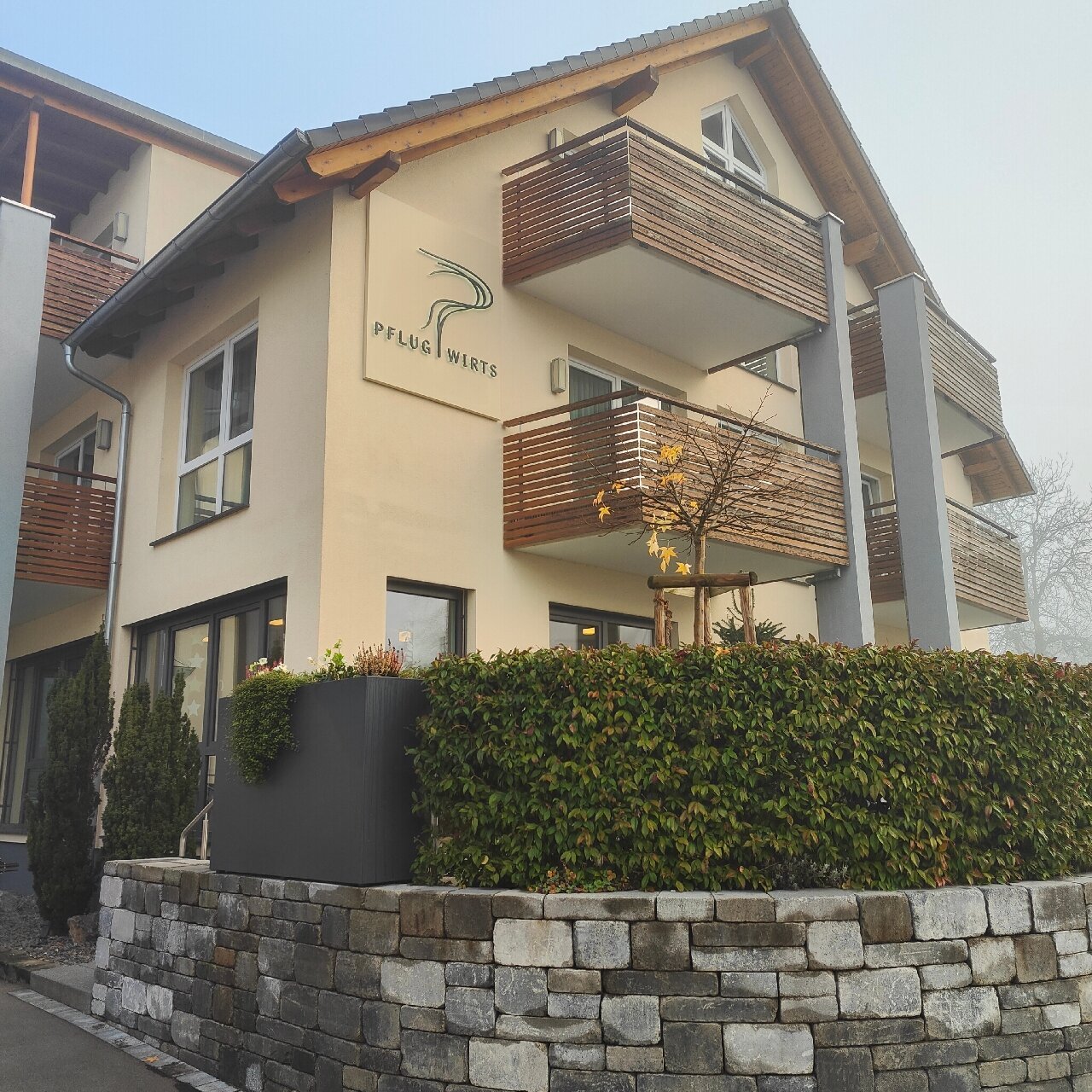 Pflugwirts Gasthaus mit Hotel-官方