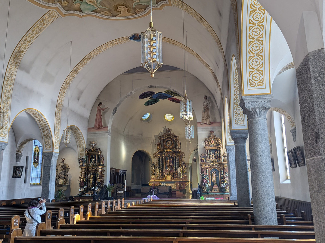 Parish Church of St. Mauritius-策马特必去景点