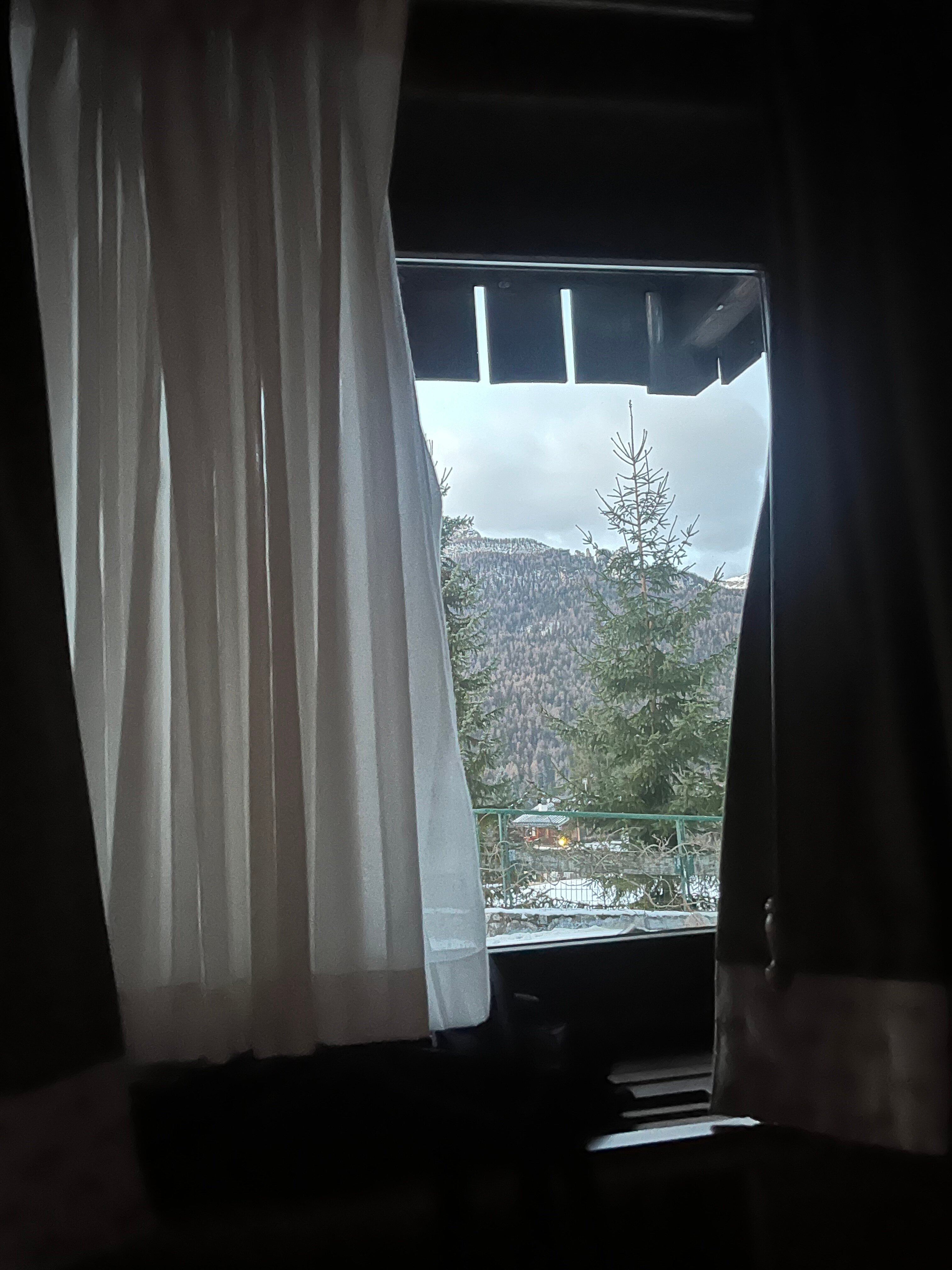 Hotel Mirage Cortina-客卧