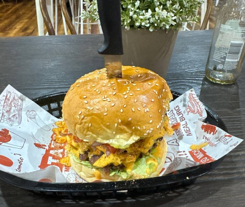 Dirty Harry’s Burger