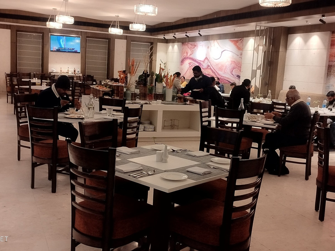 Viraj Sarovar Portico主图