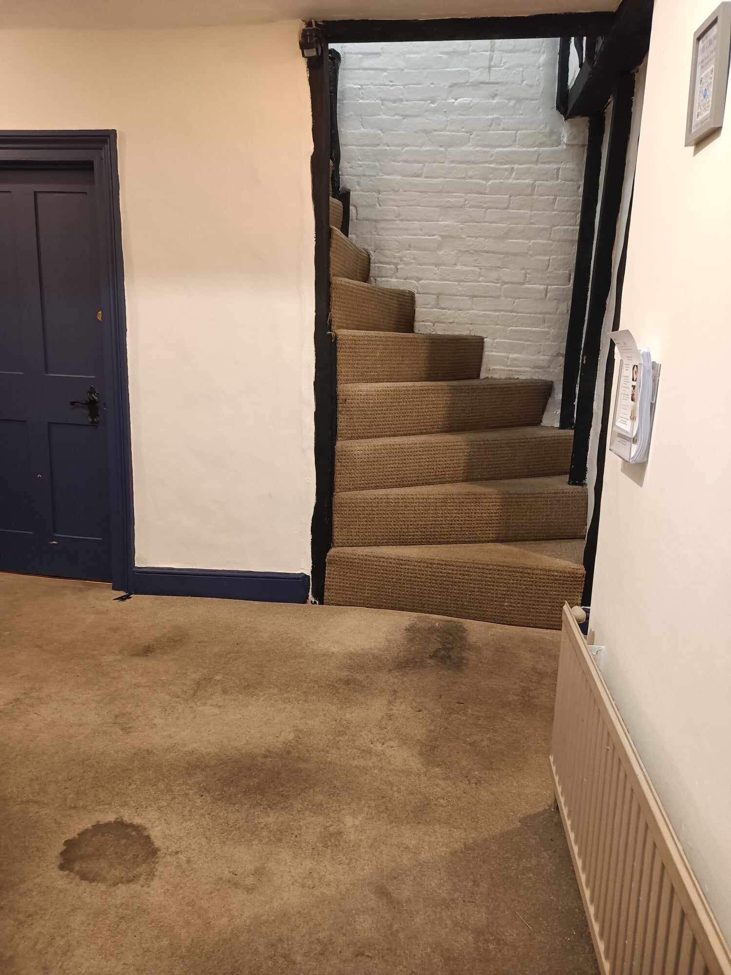 The Crown Inn,  Aldbourne-官方