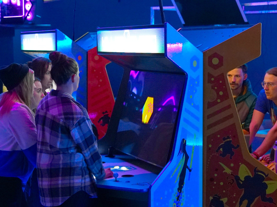 VR1 Arcade-Eagle必去景点