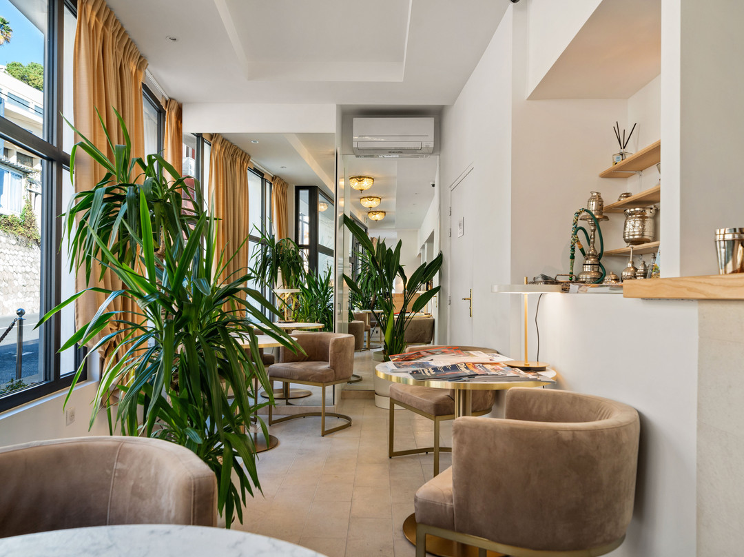 罗克博鲁尔酒店主图