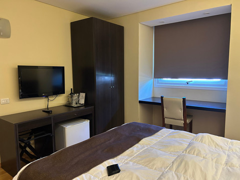 马拉格酒店主图